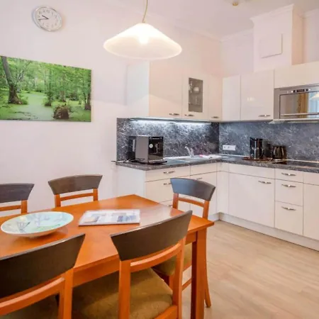 Sea View Two-bedroom Sv 708 Hotel